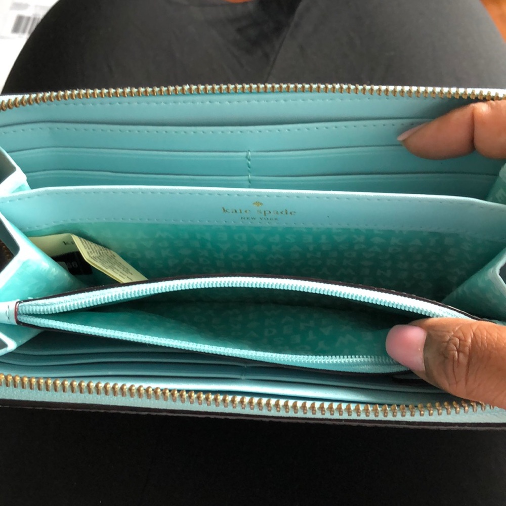 Kate Spade ♠️ Blue leather wallet - Picture 8 of 8